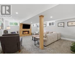 541 BENNETT CRESCENT - 31