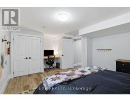 541 BENNETT CRESCENT - 38