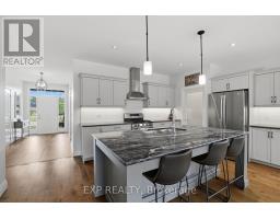 541 BENNETT CRESCENT - 9