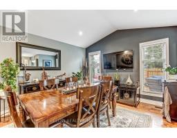 5 HAWTHORN COURT - 19