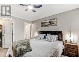 5 HAWTHORN COURT - 22