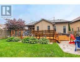 5 HAWTHORN COURT - 4