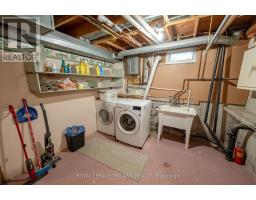 73 GENEVIVE PLACE - 28