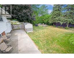 73 GENEVIVE PLACE - 38