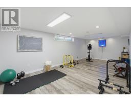 8 MEREDINE CRESCENT E - 22