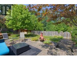 8 MEREDINE CRESCENT E - 25