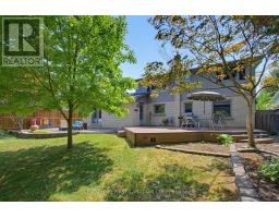 8 MEREDINE CRESCENT E - 27