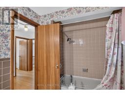 657 VISCOUNT ROAD - 25