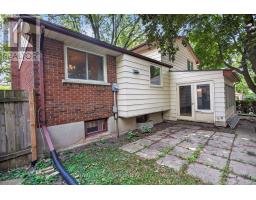657 VISCOUNT ROAD - 39