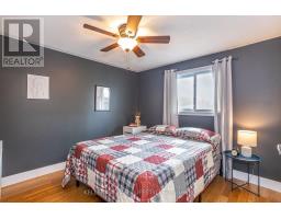 212 BEXHILL CLOSE - 29