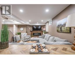 212 BEXHILL CLOSE - 33