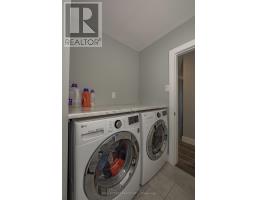 966 GLENBANNER ROAD - 25
