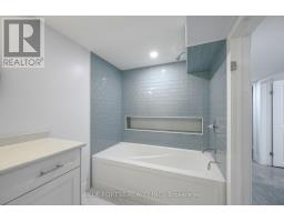 966 GLENBANNER ROAD - 33