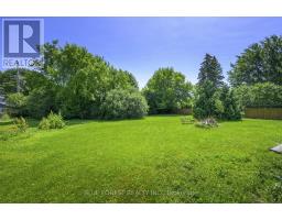 966 GLENBANNER ROAD - 36