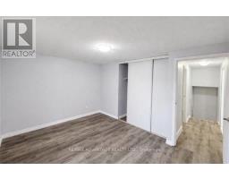 9 CAMELOT CRESCENT - 20