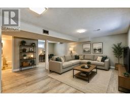 9 CAMELOT CRESCENT - 7