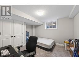 14 MUIRFIELD DRIVE - 31