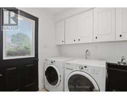 196 WYCHWOOD PARK - 13