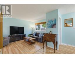 45 - 825 DUNDALK DRIVE - 6
