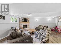 632 HOOVER PLACE - 21