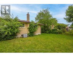 9 BUCHAN ROAD - 42