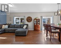 3288 TURNER CRESCENT - 16