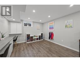 3288 TURNER CRESCENT - 38