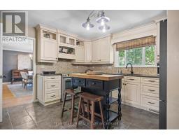 20 PARKVIEW DRIVE - 16