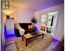 212 - 563 MORNINGTON AVENUE - 6