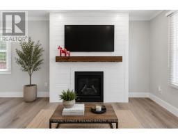 308 REYNOLDS ROAD - 8