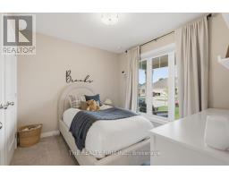 53 ASHBERRY PLACE - 21