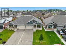 53 ASHBERRY PLACE - 3