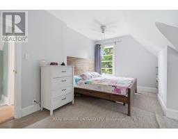 18 MOUNT PLEASANT AVENUE - 23