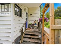 18 MOUNT PLEASANT AVENUE - 30