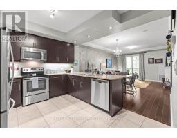 1902 - 330 RIDOUT STREET N - 7