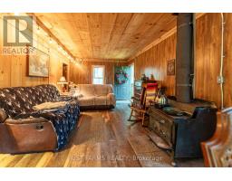 1052 LONGWOODS ROAD - 12