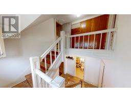 4 FARLEY PLACE - 35
