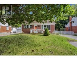 60 CHURCHILL CRESCENT - 2
