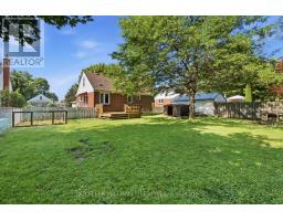 60 CHURCHILL CRESCENT - 31
