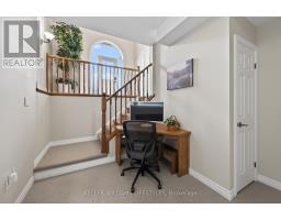 1990 FOXWOOD AVENUE - 20
