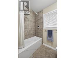 1990 FOXWOOD AVENUE - 29