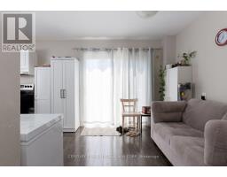 122 - 70 FIDDLERS GREEN ROAD - 10