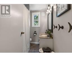 221 PRINCE ARTHUR STREET - 15