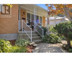 21 SPRUCE STREET - 3