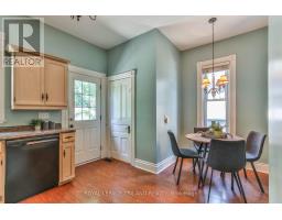 38 BYRON AVENUE E - 17