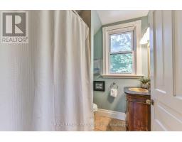 38 BYRON AVENUE E - 26