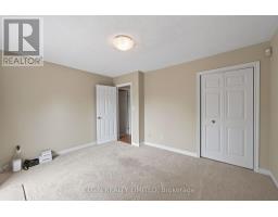 108 MANOR ROAD - 16
