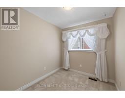 108 MANOR ROAD - 17
