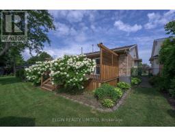 108 MANOR ROAD - 28