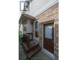 108 MANOR ROAD - 34